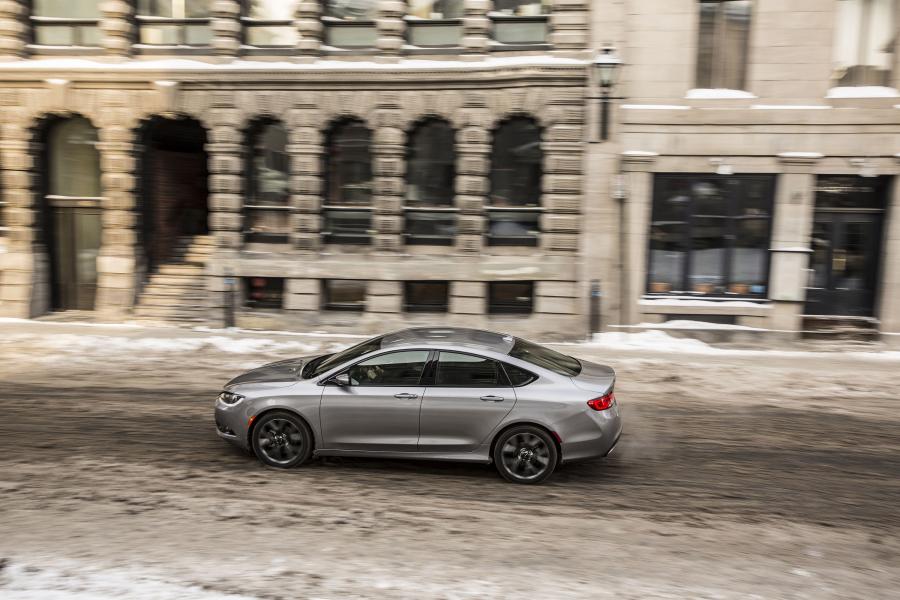 Chrysler 200S AWD (UF) 2014 года  (фото 10 из 46)